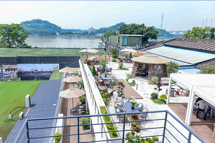 Outdoor Furniture Experience Hall